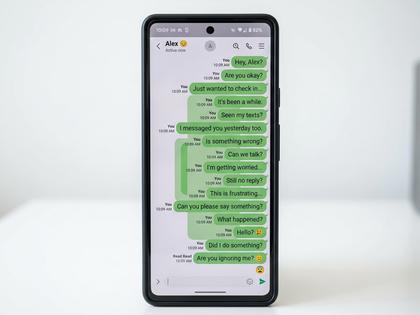 送信済みの吹き出しが何件も並ぶLINE風の画面イメージ、800×600